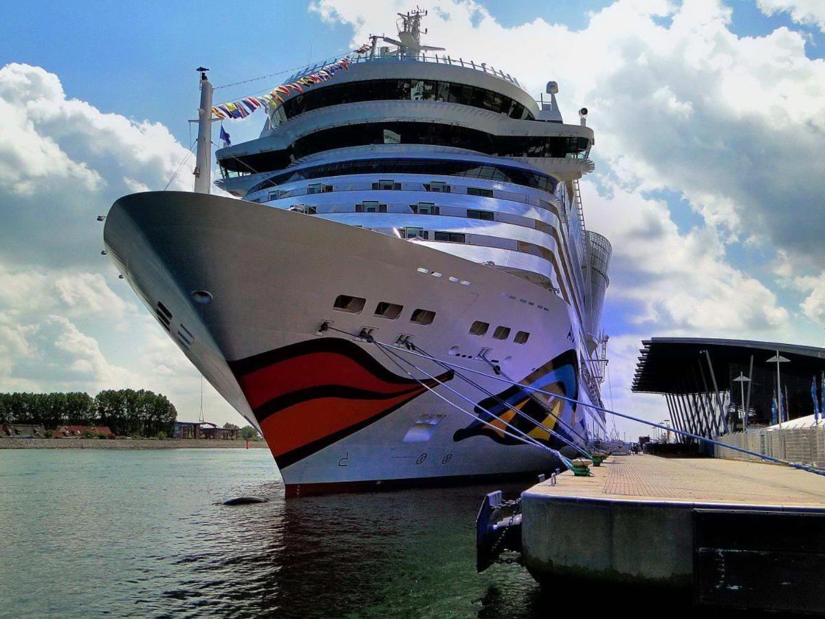 Segel, Urlaub In Warnemuende Rostock